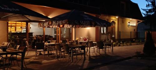 Ascona club reštaurácia a penzión obrázok