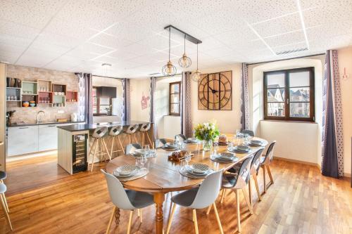 Appartement climatise, 4 suites parentales et grande terrasse in Rouffach