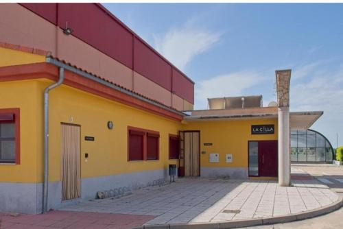 Apartamentos turísticos Sardon (Apartamentos turisticos Sardon) in Monleras