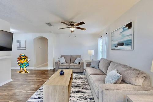 Brooksville Retreat! 3 Bed, 2 Bath! in ברוקסויל(אף אל)