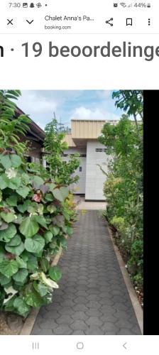 Chalet Anna's Pavalesto in พารามาริโบ