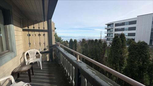 ทัศนียภาพ, Heron's Landing Hotel in แคมป์เบล ริเวอร์ (BC)