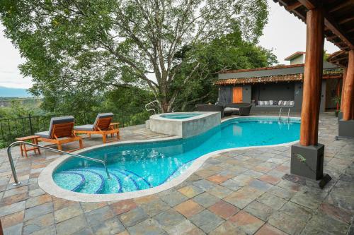 Hot tub, ETM Wellness Private Retreat at San Jose in Brasil