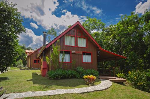 2 bedrooms, 4 beds