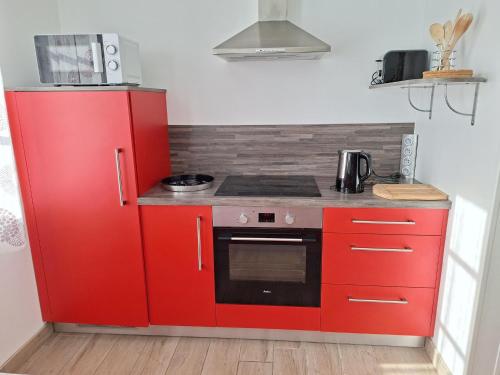 Konyha, Modern holiday home in St Pol de Leon in Saint-Pol-De-Leon