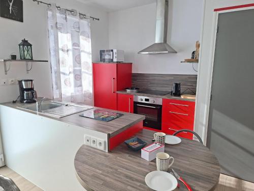 Konyha, Modern holiday home in St Pol de Leon in Saint-Pol-De-Leon