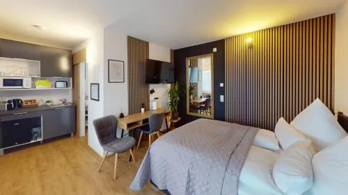 CROWN LIVING Basic Studios Dornbirn - Zentrale Studios mit WLAN, kostenloser Parkplatz, Self Check-in, ideal für Feriengäste und Geschäftsreisende in Dornbirn, Österreich