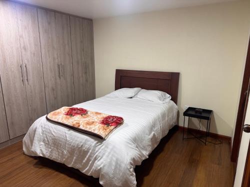 Suite ejecutiva con Parqueo Privado in Latacunga