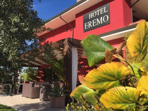 . Hotel Eremo