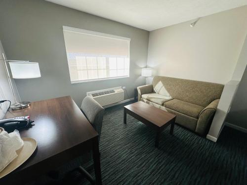 Countryside Suites Lincoln I-80 - image 27