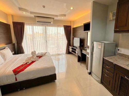 room detail thumbnail 0