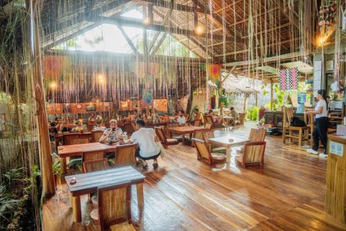 Étterem, Wonderland in Siquijor Island