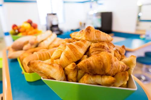 Ibis Budget Valencia Aeropuerto - image 2