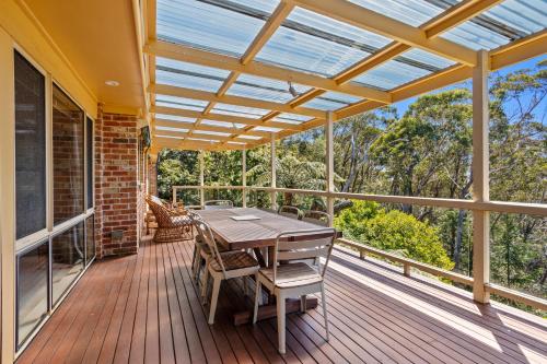 Azimuth - Spacious Family Retreat with City Views in Wentworth Vízesés