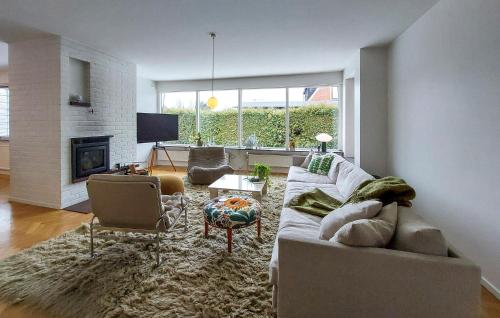 Gorgeous Home In Bunkeflostrand With Sauna in Bunkeflostrand