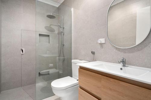 Pet Friendly Island Garden Retreat in Cowes - image 3
