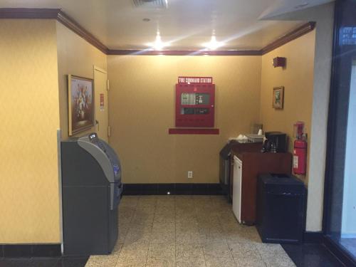 Flushing Motel – New York, NY