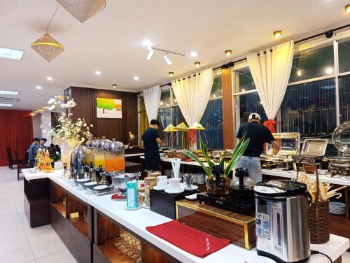 Food and beverages, Hung Vuong Hotel in Quang Ngai