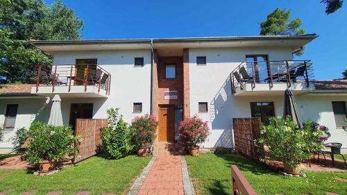 Apartments in Szantod - Balaton 35823 – khách sạn tại Balatonfoldvar