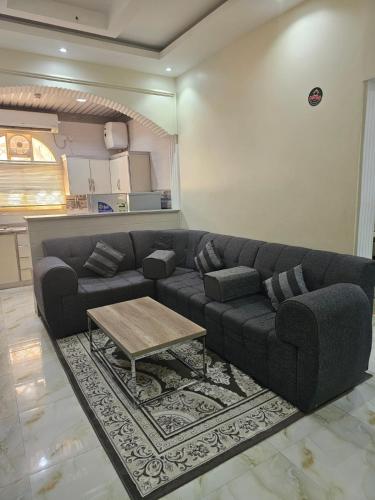 شقق روز شروره للشقق المخدومة in Sharurah