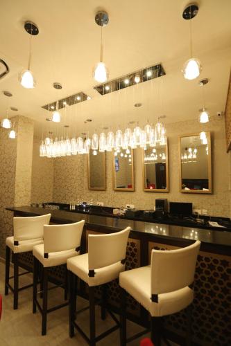 A Hotel Com Comfort Inn Sapphire Hotel Jaipur India Price