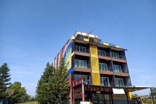 Exterior view of B&T Hostel