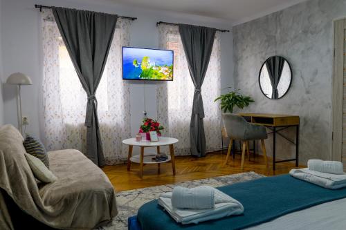 Old Town City Center Apartments 5