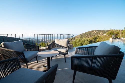 Peldbaseins, Residence Bella Vista in Santa-Reparata-di-Balagna