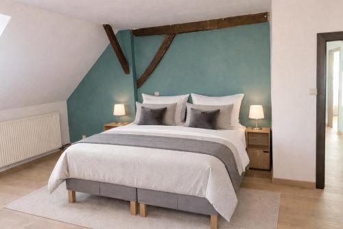 Le refuge de Séve - Domaine entier - 8 chambres - 15 pers - 6 sdb - Billard et Jacuzzi (Le refuge de Seve - Domaine entier - 8 chambres - 15 pers - 6 sdb - Billard et Jacuzzi) in Mominjesa