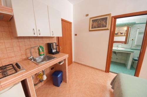 Suites Oliveri Viale Marconi - image 10