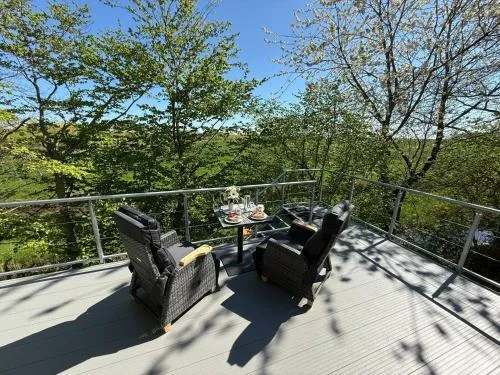 Neues Feriendomizil Krabbenkoje - Nordseeurlaub mit großem Balkon im idyllischen Butjadingen in Butjadingen, Deutschland