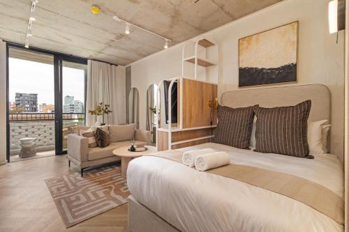 Central Sea Point Studio Rooftop Pool - image 11