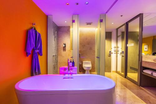 LiT BANGKOK Hotel, Bangkok (fotografie 5)