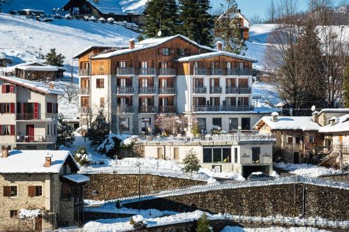 Exterior view of Hotel Miramonti Family & SPA