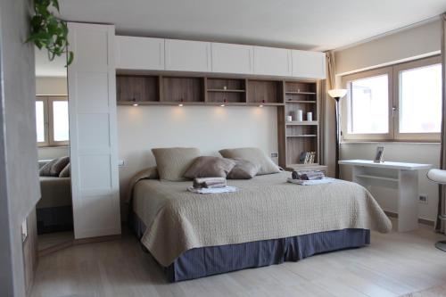 Panoramic Luxury Little Penthouse 5