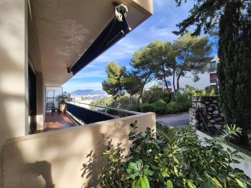 2 chambres, WIFI, vue mer, jardin, parking in 濱海聖芒德里耶