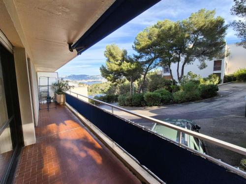 2 chambres, WIFI, vue mer, jardin, parking in 濱海聖芒德里耶