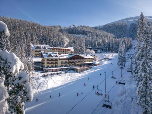 Ski & Wellness Residence Družba obrázok