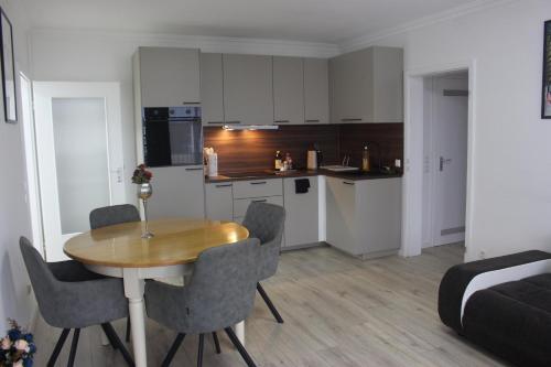 廚房, Wunderschone 3-Zimmer Hilton Appartment Style - Ideal For Business and Family Trips - Near Frankfurt in 埃格爾斯巴赫