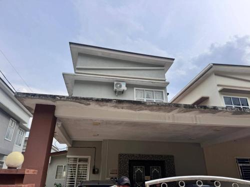 Happy raub guest house in Raub