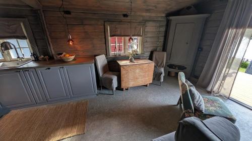 Cabin with sea view, northern lights and midnight sun in Evenes