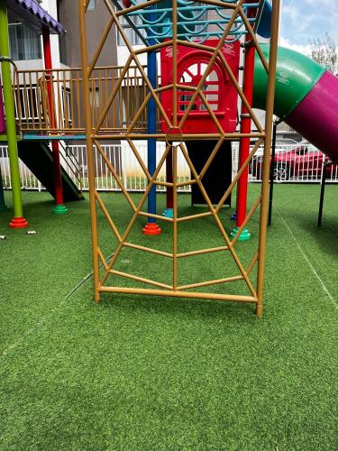 Nairobi exclusive 2 bedroom Apartment All ensuite Gym swimming pool kids playground Parking family friendly - image 4