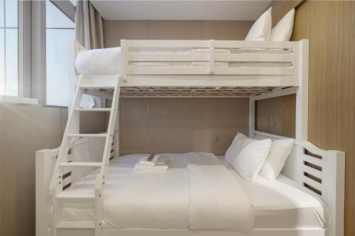 Restay Homes at AA Tower - image 13