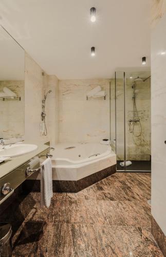 Rafaelhoteles Atocha, Madrid (foto 6)