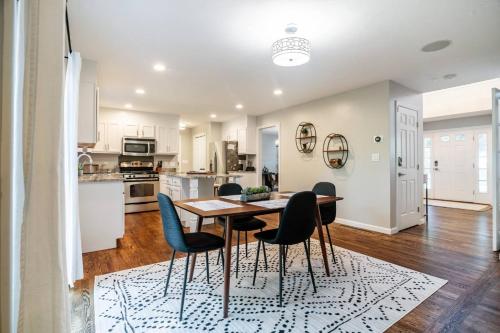設施, Beautiful home next train station close to boston in 蘭多夫