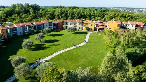 Kert, Belvedere Village in Castelnuovo del Garda