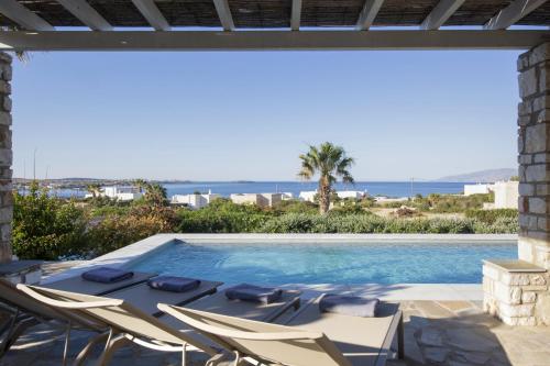 Villa Erato · Ideal family Villa for 8 - Pool, Sea Views - Paros Villa Erato · Ideal family Villa for 8 - Pool, Sea Views - Paros