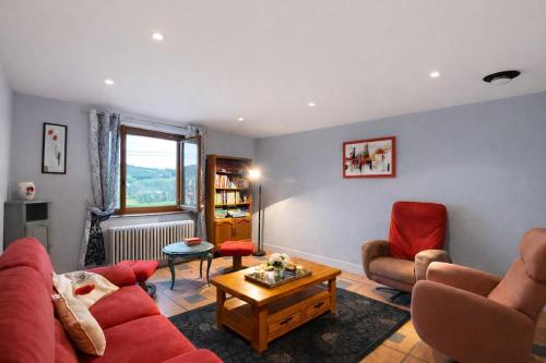 Вітальня, Maison des Bruyères Parking - Outdoor - 6 people (Maison des Bruyeres Parking - Outdoor - 6 people) in Берзе-ла-Віль