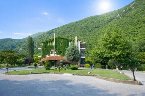 Agriani Hotel - Xanthi Pool & Mountain Views - Καλύβα
