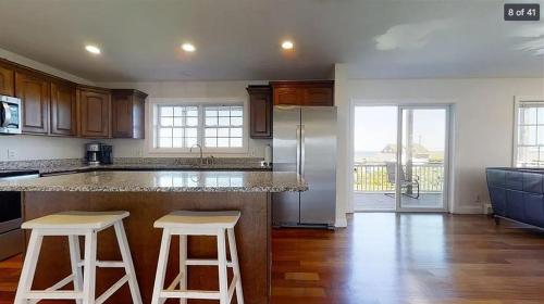 Entire Beach View Home - image 12